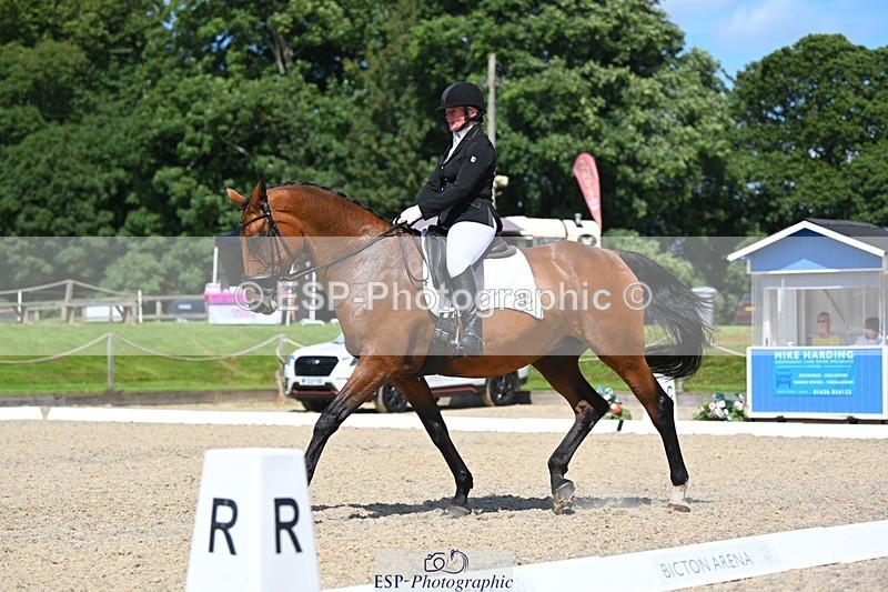 230811-120716-01172 - Cls 4 Adv Medium Silver