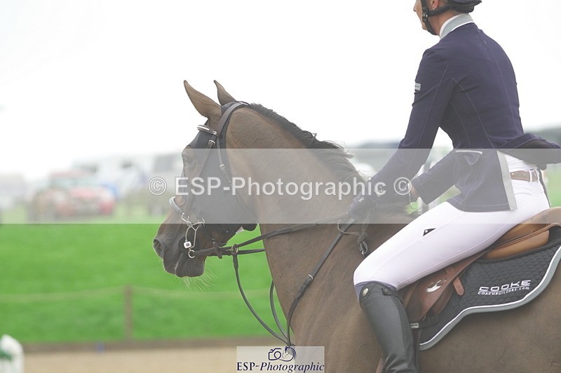 230730A-092712-07988 - Cls 25 National 1.30m