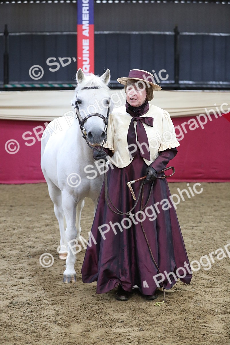 SBM_10825 - Class 103 IH Costume