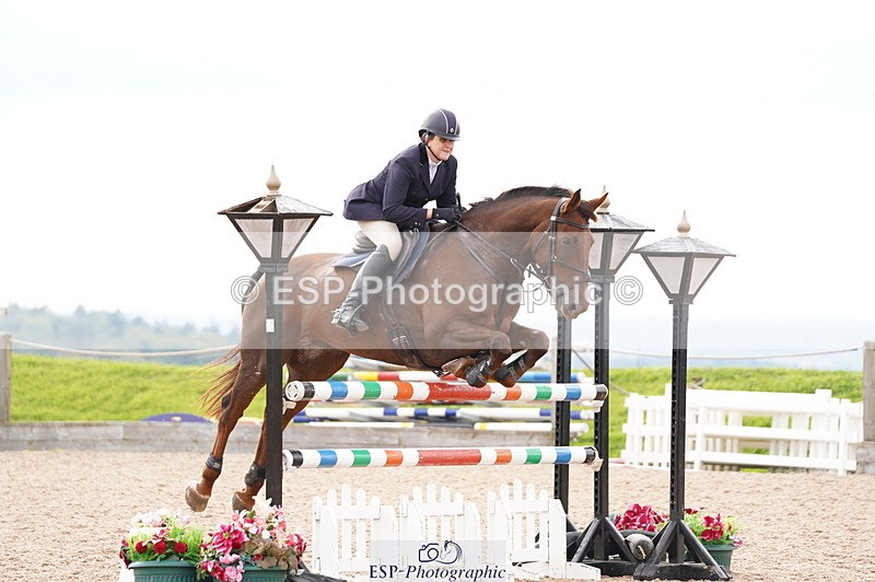241004A-150508-00876 - Fri 04 Snr Fox & 1.20m Open
