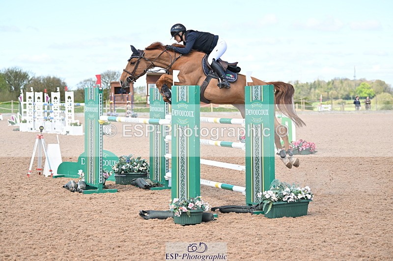 240418A-110800-02461 - Cls 5, 2 Star Medium Tour 1.35m