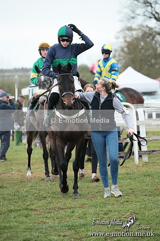 PtP 130425 350 - Edgecote Races 13/04/25