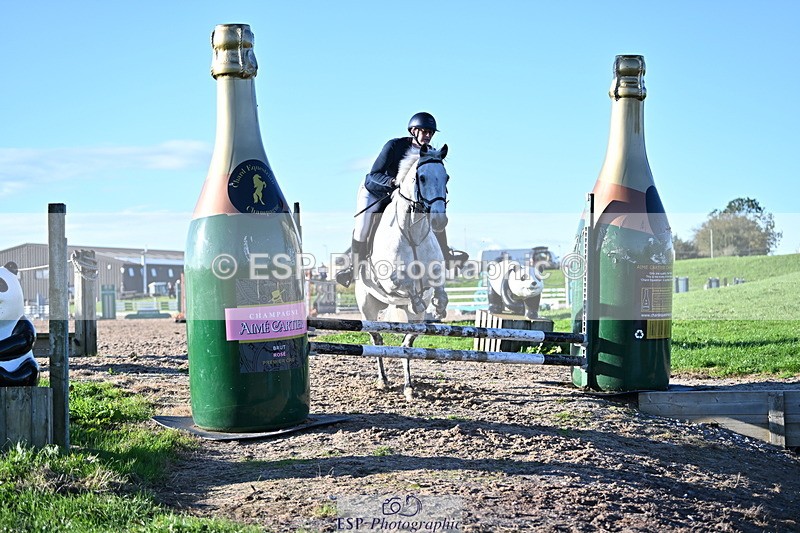 240912A-174718-02757 - Cls 7 Snr 90cm Open Speed Derby