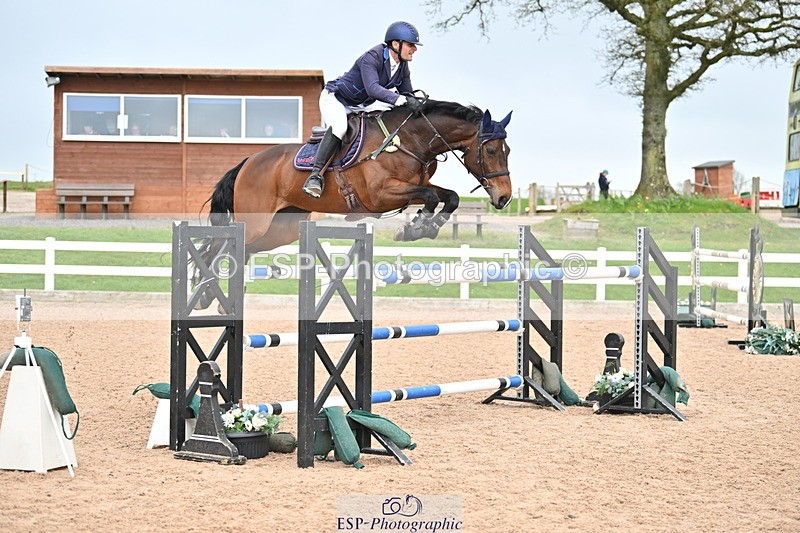 240406A-153343-04154 - Cls 17 National 1.30m Open