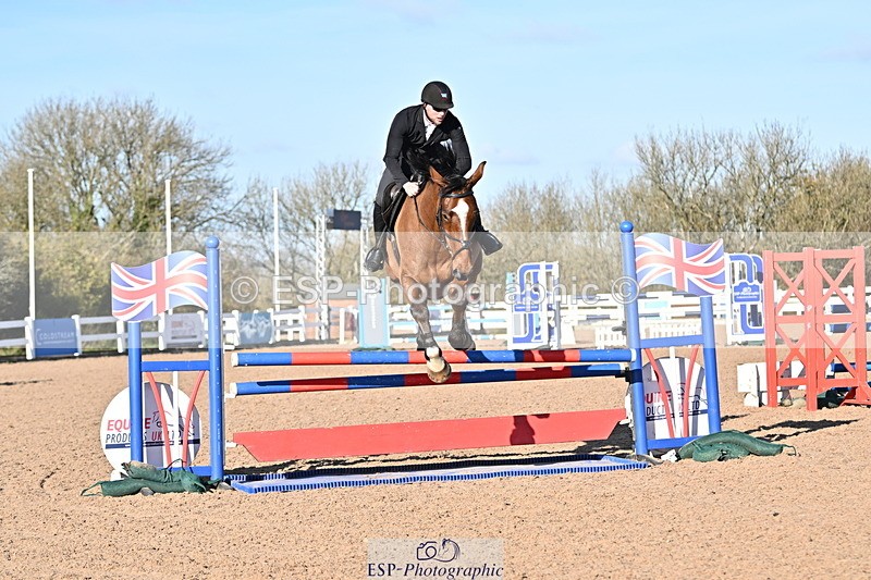 241113A-123500-00522 - Cls 04A&B Snr Newc & 1.10m Open