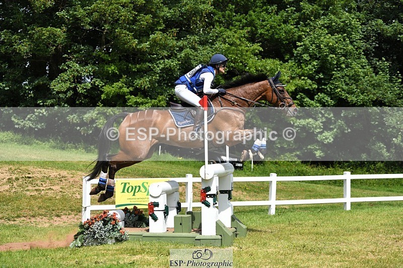 230528-142815-17858 - 478-RLE_LIMBO_KAISER-Katherine_Coleman-XC