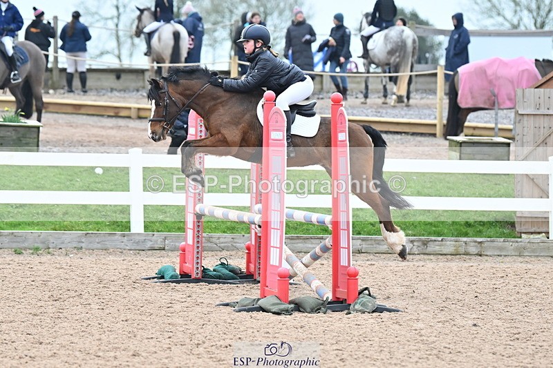 240128A-113403-00560 - Cls 3 Pony Discovery and 90cm Open