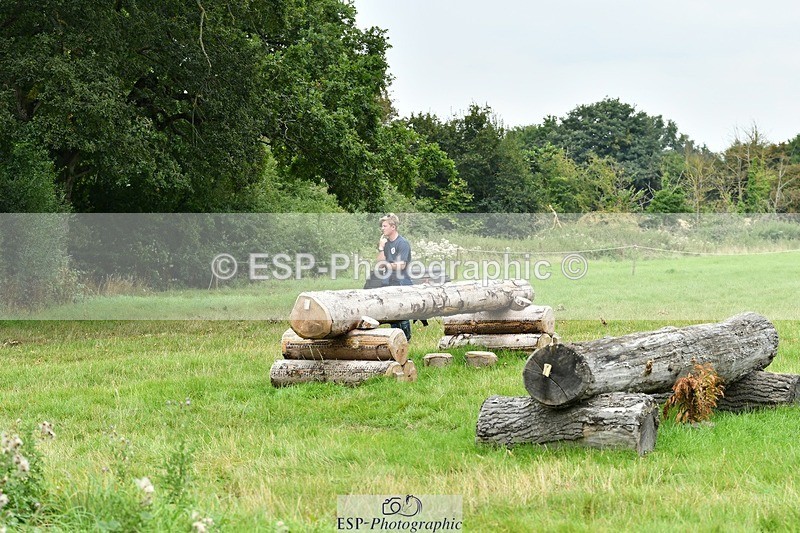 230817-130635-00794 - Theo's 1st Group - XC