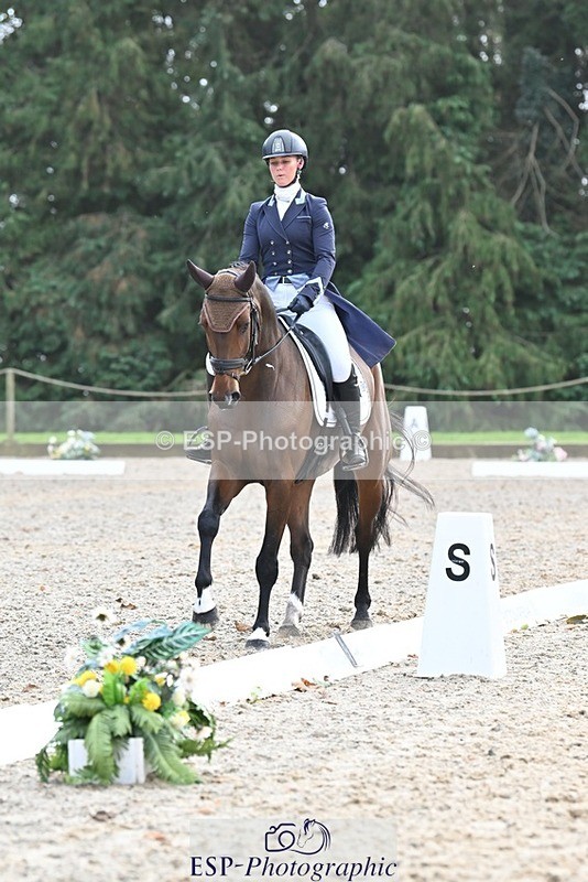 231019-143755-04560 - 125-KINDA.CORVETTE-Dani.Evans-DR