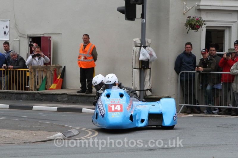 Robert Handcock & Basil Bevan - Sure Sidecar Race 2