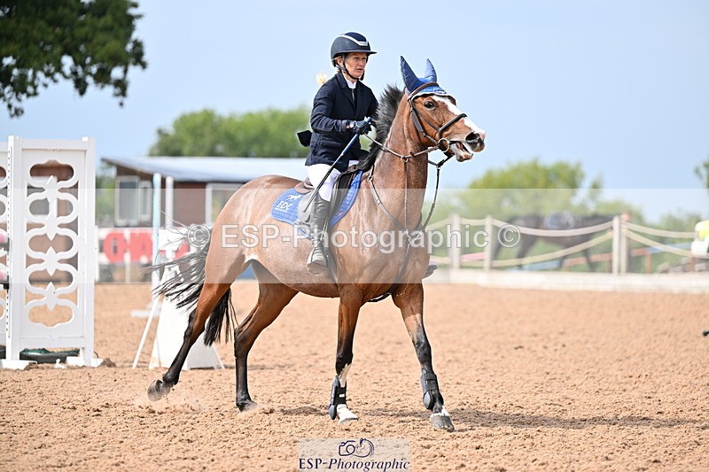 240828A-144846-01017 - Cls 4 Snr Newcomers and 1.10m Open