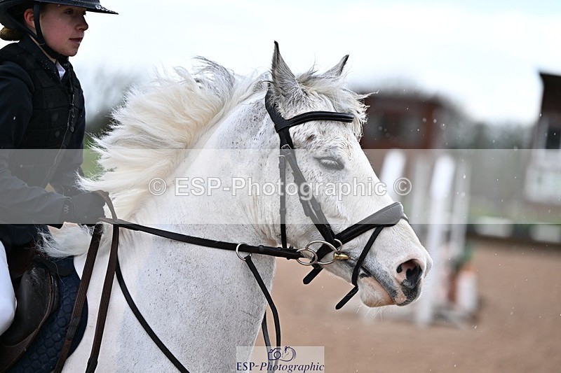 260208-130317-01261 - Cls 18 Clear Round 50cm