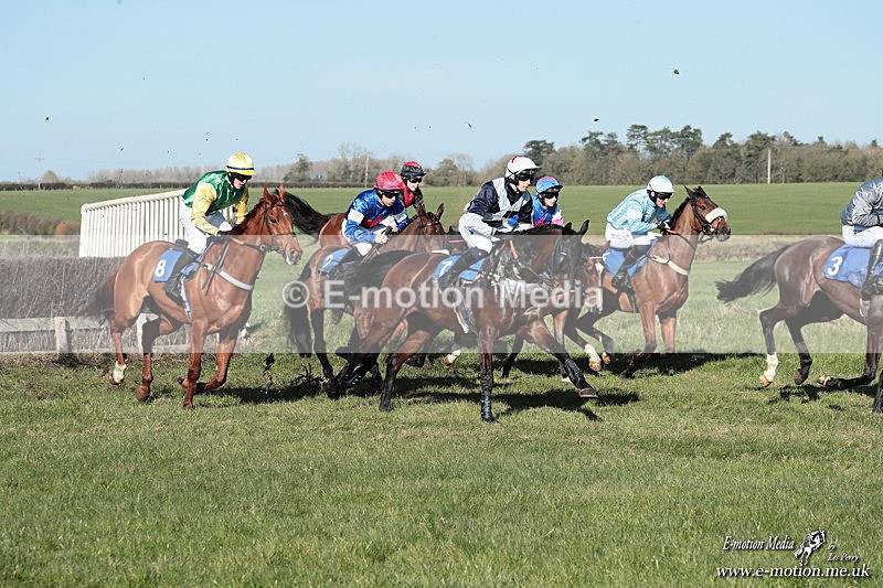 PtP 210326 695 - VWH Cirencester Races 21/03/26