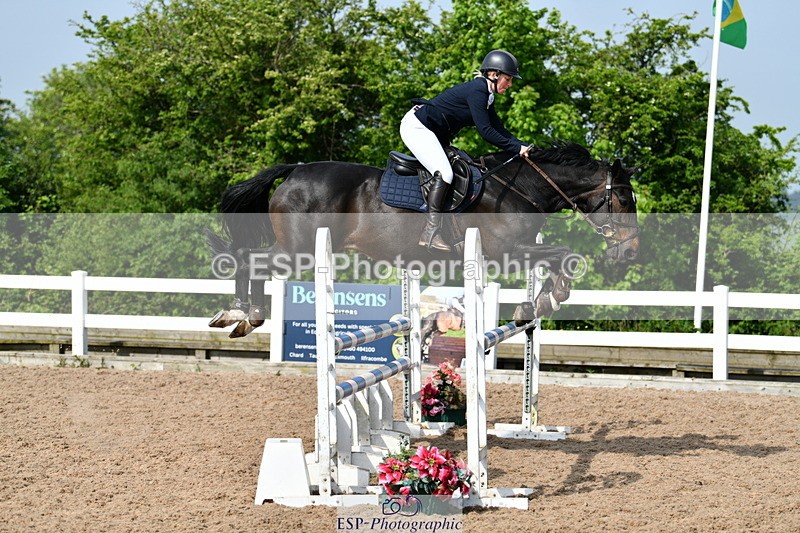 240511A-100805-11441 - Cls 28 95cm National Am Quali