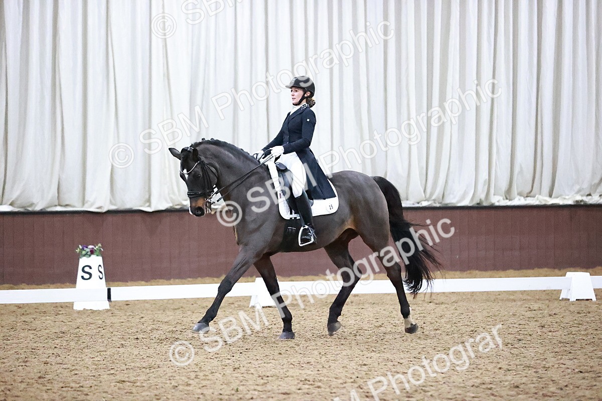 SBM_005400 - Class 18 - FEI PSG