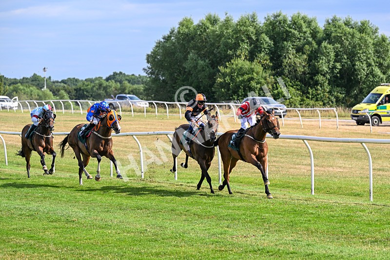 220726-Race 6-Barmyblade-0263 - Race 6 16.42pm Racing Again 4th August Handicap