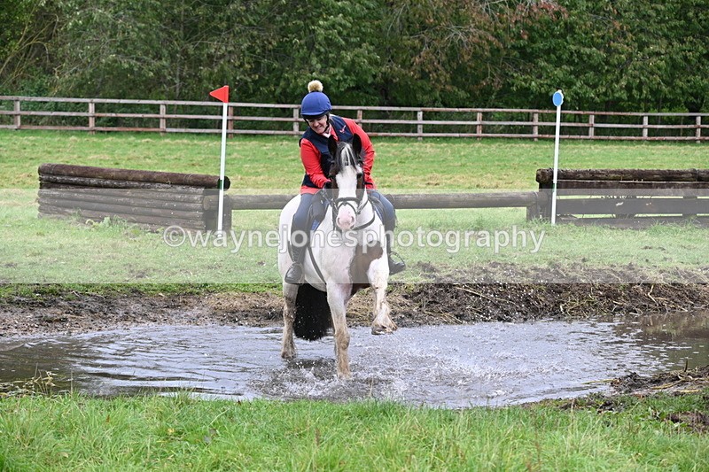 WJ6_6296 - Time at Photographer 12:41 to 13:05