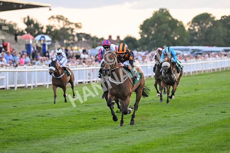 150825-Race 3-South Parade-2700 - Race 3