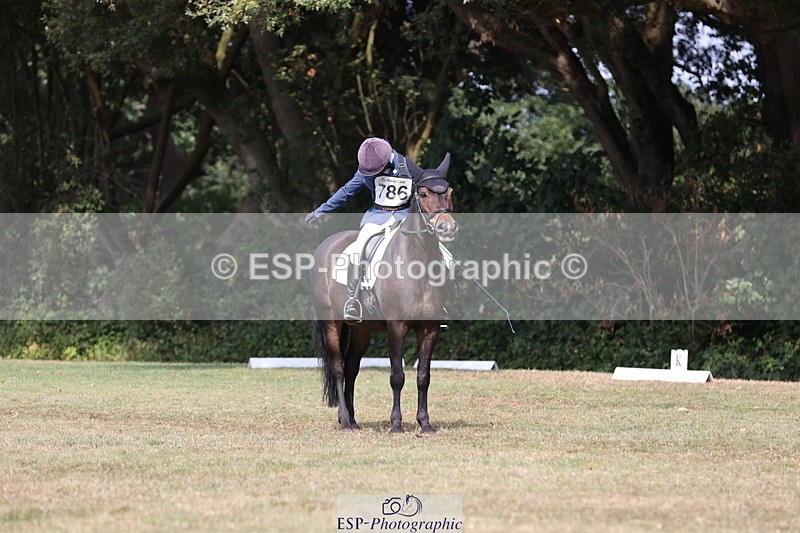 250823A-151154-33049 - PC80 Ride Off