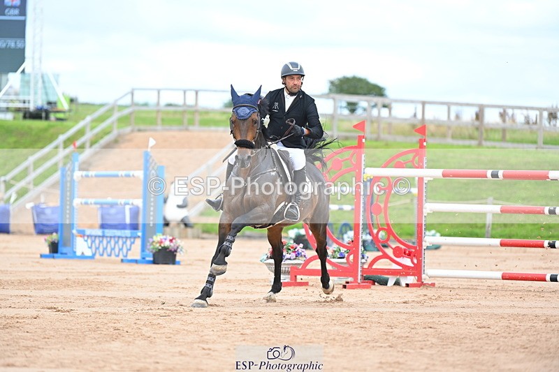 230721A-151835-07161 - Cls 10, 2 Star Big 1.45m Start to break