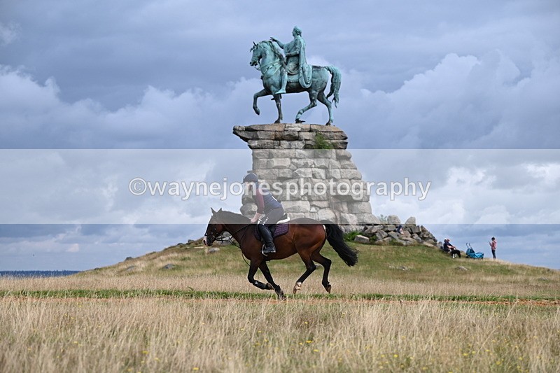 DSC_4476 - Time at Statue 09:50 to 11:09