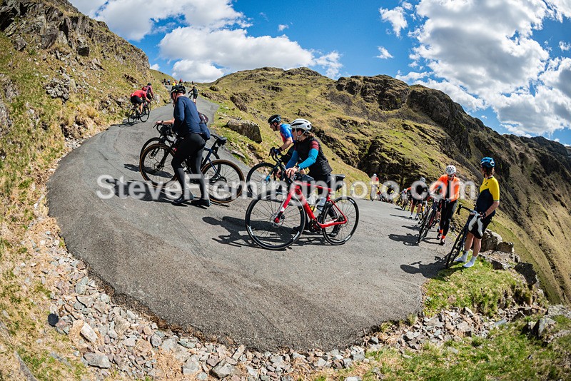 142425 - Hardknott Hairpin 14.00 - 15.00