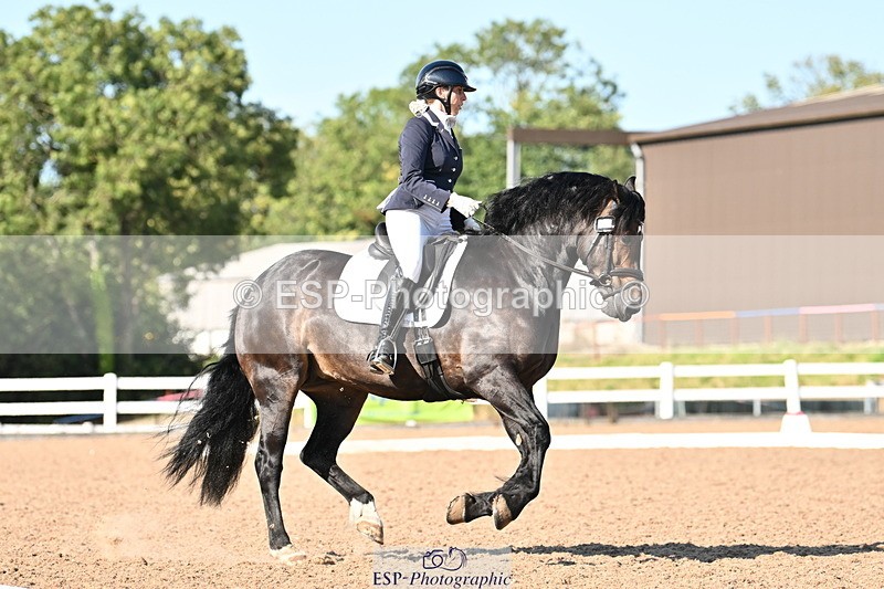 240816A-170504-06355 - 255-Victoria.Hunton-Maesmynach.Annwyl