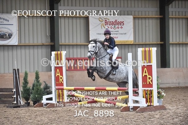 JAC_8898 - CLASS 3 ARENA EVENTING BE 70