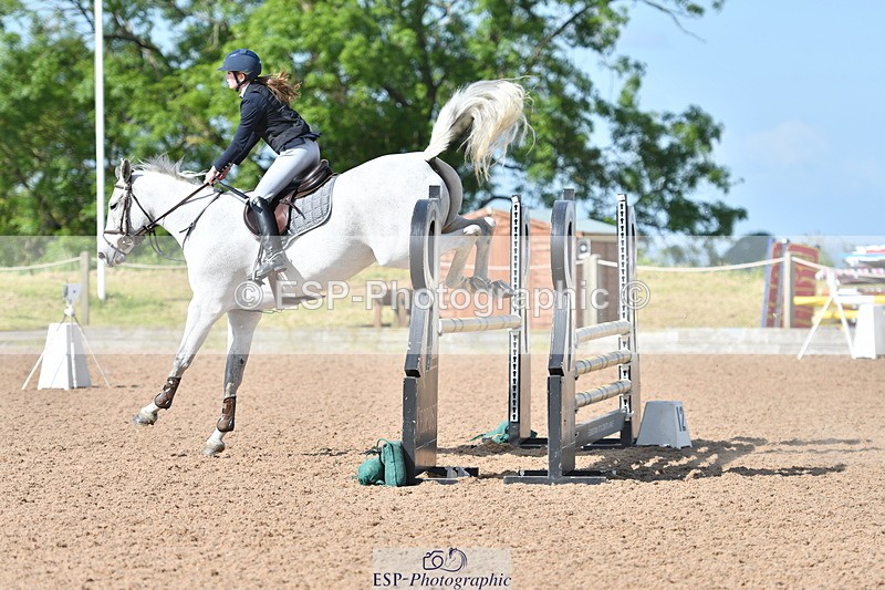 240609A-091712-03280 - Cls 15 Snr British Novice and 90cm Open