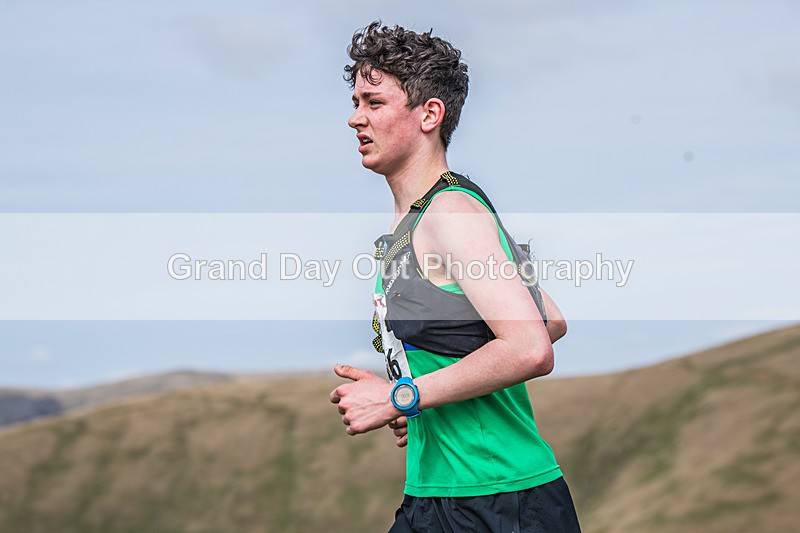 Arant haw-196 - Kendal Winter League Arant Haw Fell Races Sunday 2nd April 2023