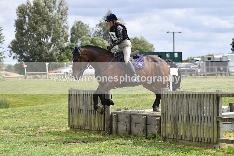 WJ5_2814 - Class 3 60cm Pairs