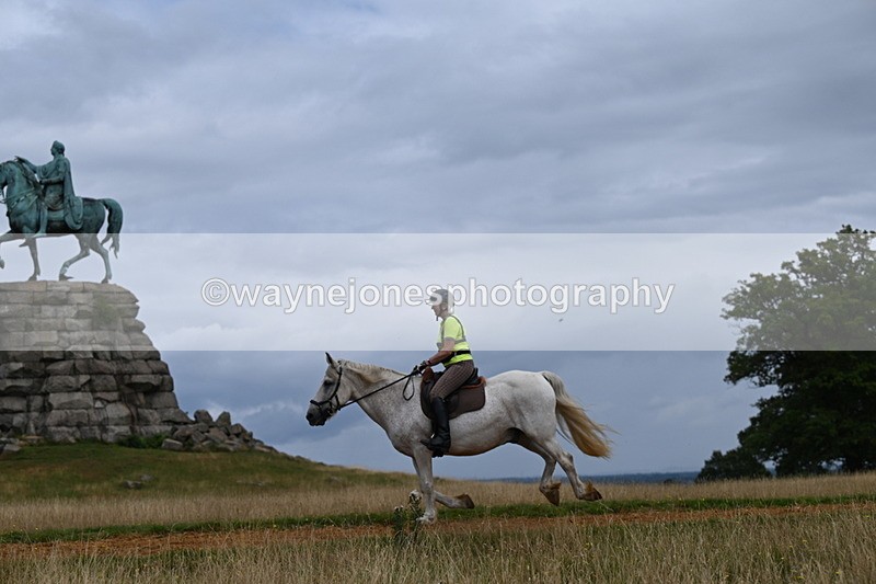 DSC_6192 - Time at Statue 12:17 to 12:44