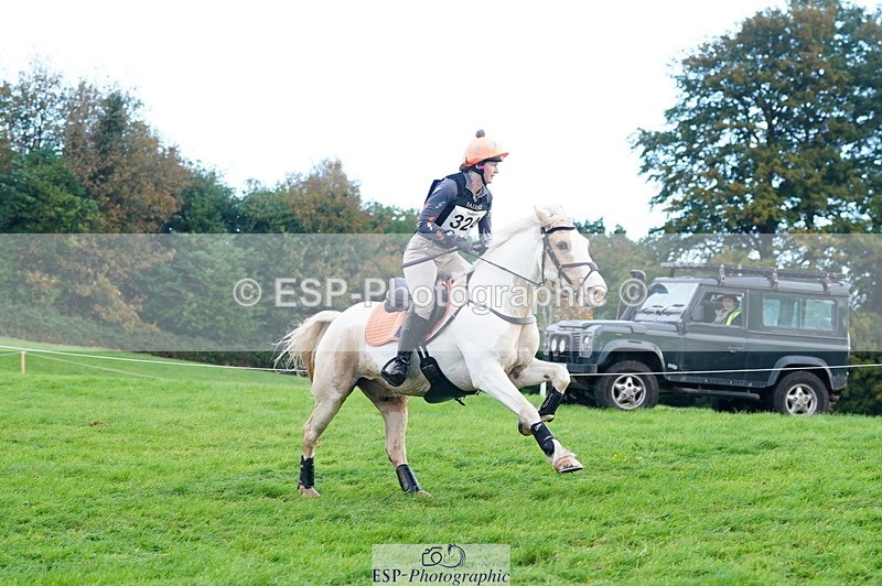 251025A-094730-15979 - D-324-Clare.Pascoe