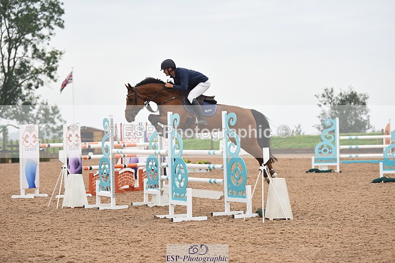 230916A-111826-04055 - Cls 14 Snr Foxhunter