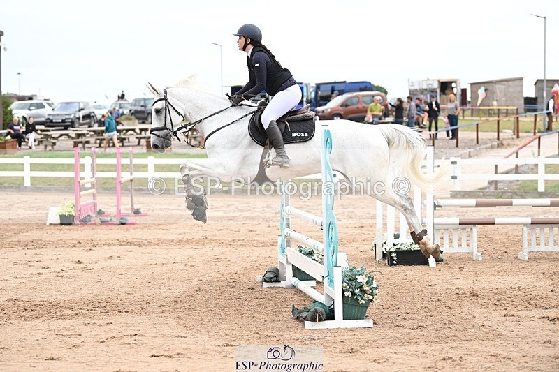 250727-092835-08825 - Cls 31 British Novice and 90cm