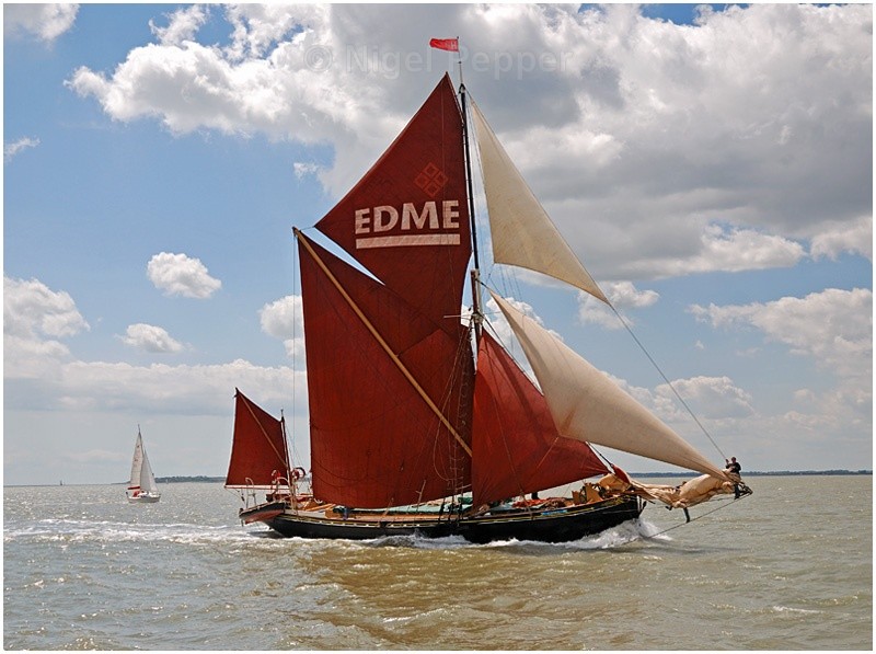 Racing to Win - The Pin Mill Barge Match
