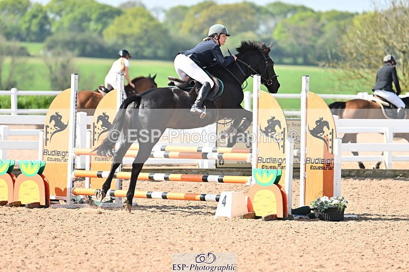 240509A-100859-00369 - Cls 1 British Novice and 90cm Open