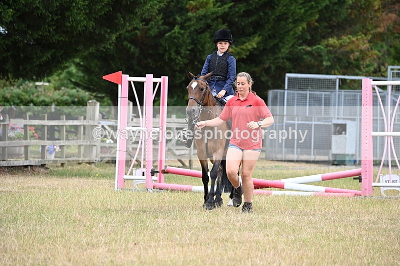 WJ6_9413 - Class 12 Minimus Jumping 45cm