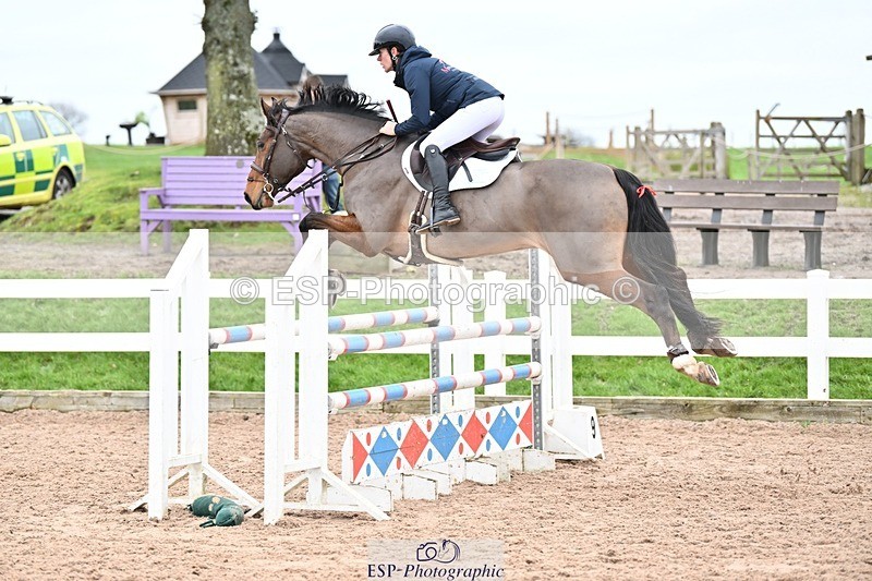 250112-113632-01086 - Cls 19 Snr 1.05m Open