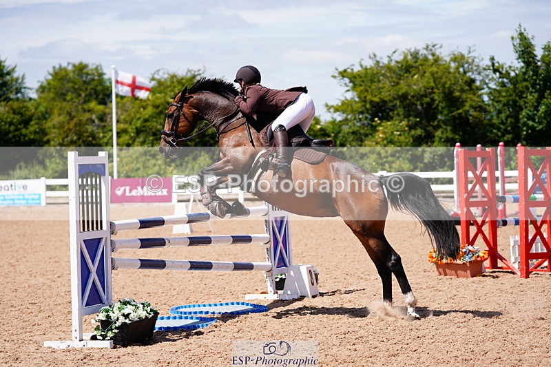 240629A-120114-05151 - Cls 18 Newcomers and 1m Open