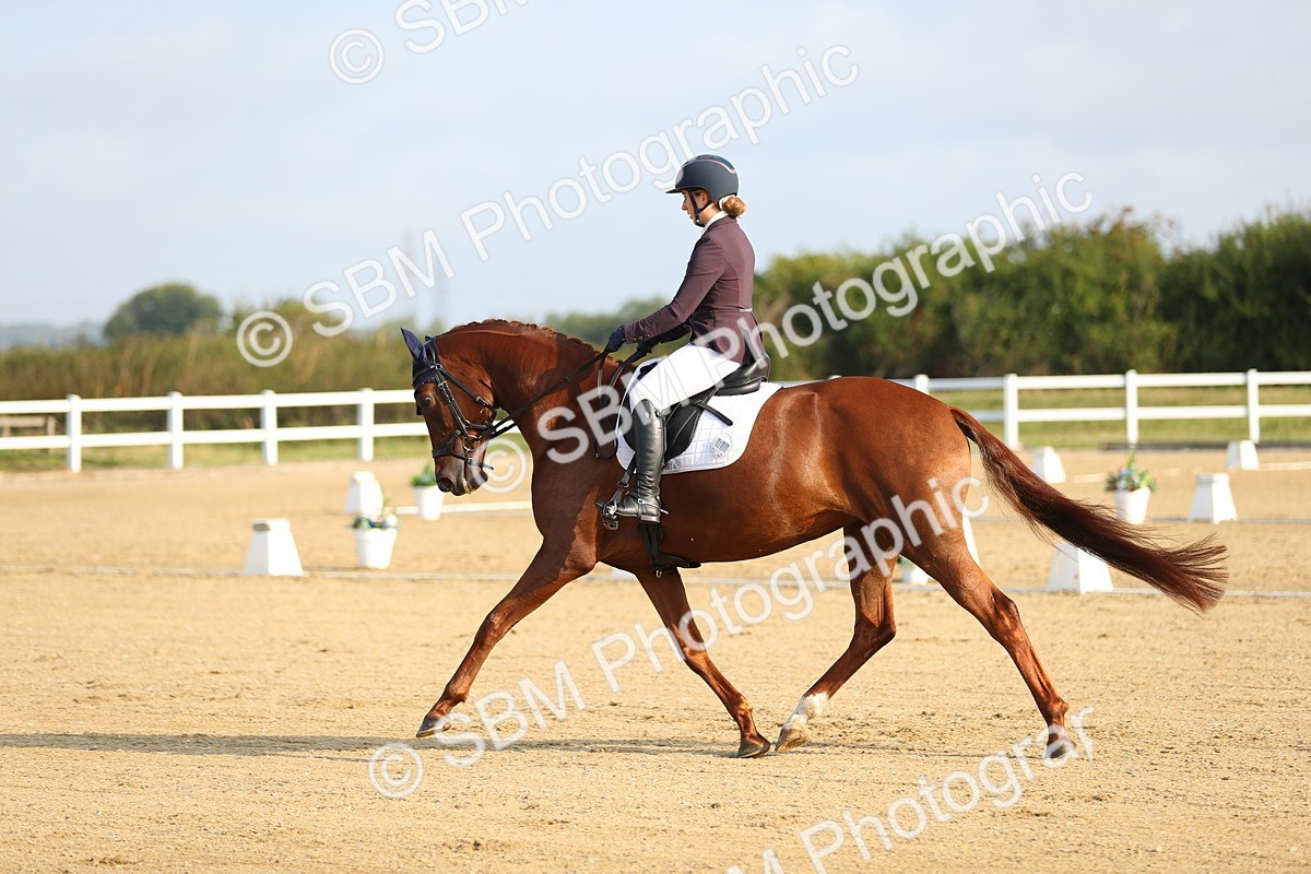 SBM_014976 - Class 13 - Novice 23 - 8,30-9.33