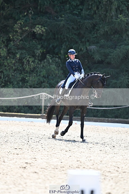 250810A-140019-07162 - 070-Abbie.NewburySeagry.Firstamour