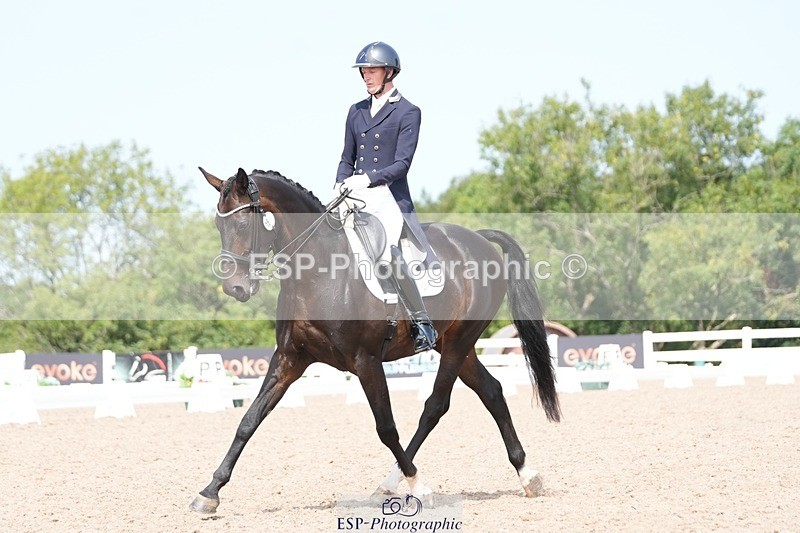 250815-124632-01072 - 016-Ben.JamesToto.light