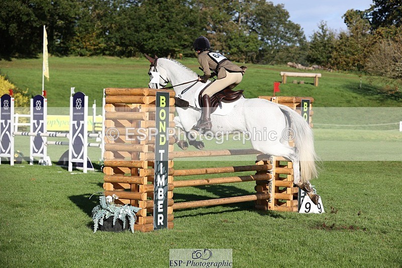 231022-101842-24451 - 646-SKIPTOTHEGOODBIT-Sophia.Mcdonald-TrotUp+SJ