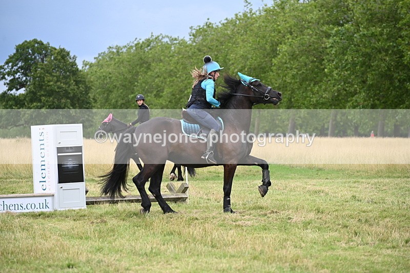 WJ6_3193 - Time at Jump 11:06 to 11:40