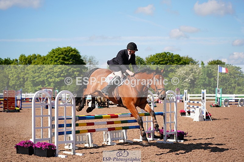 240525A-090620-04992 - Cls 13 Snr 1.05m and 1.10m