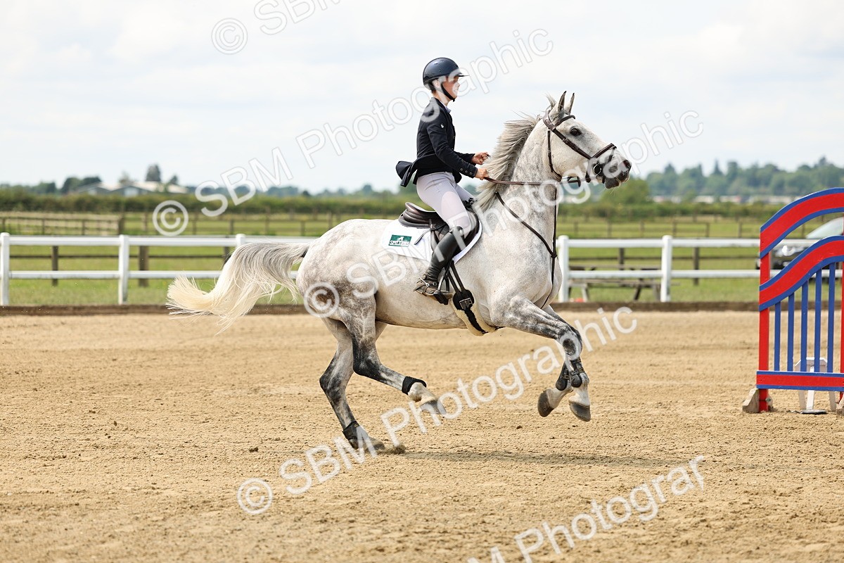 SBM_005125 - Class 17 - Senior Discovery - 1.00m