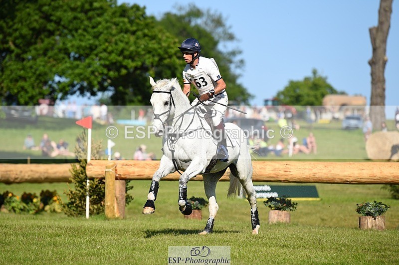 230527-175024-13654 - 163-UVERA_Z-Harry_Meade-XC