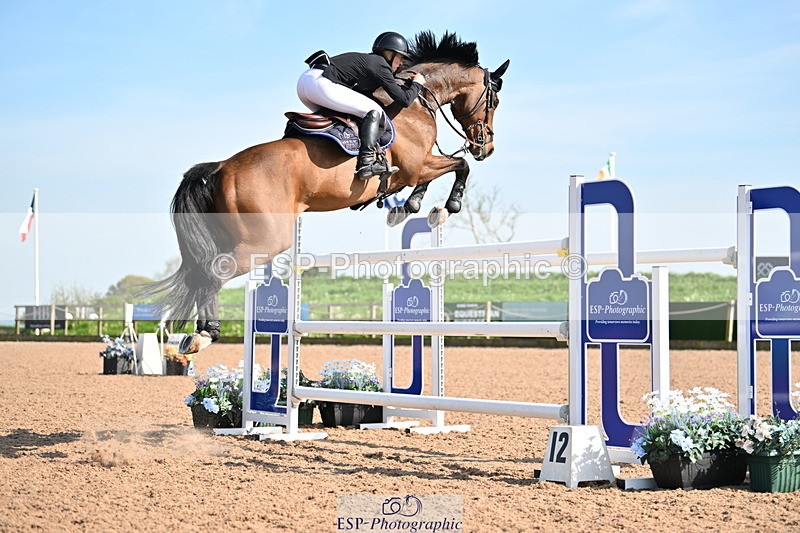 240510A-164700-09280 - Cls 24 National 1.40m Open