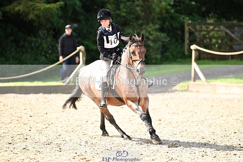 240824X-112025-25181 - 70cm Round 2 10.30 to 12.10